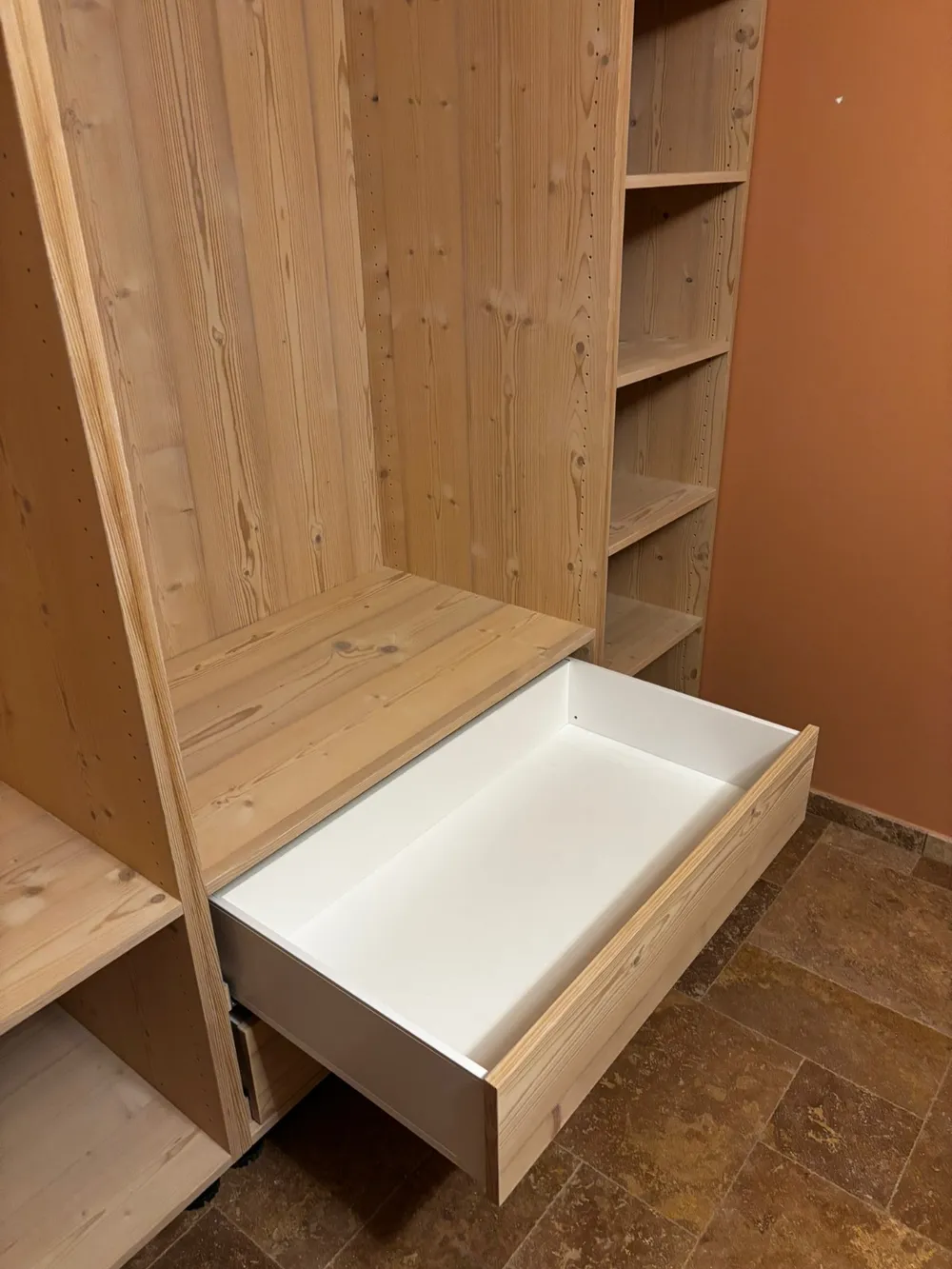 Aménagement buanderie et dressing sur mesure – photo 10