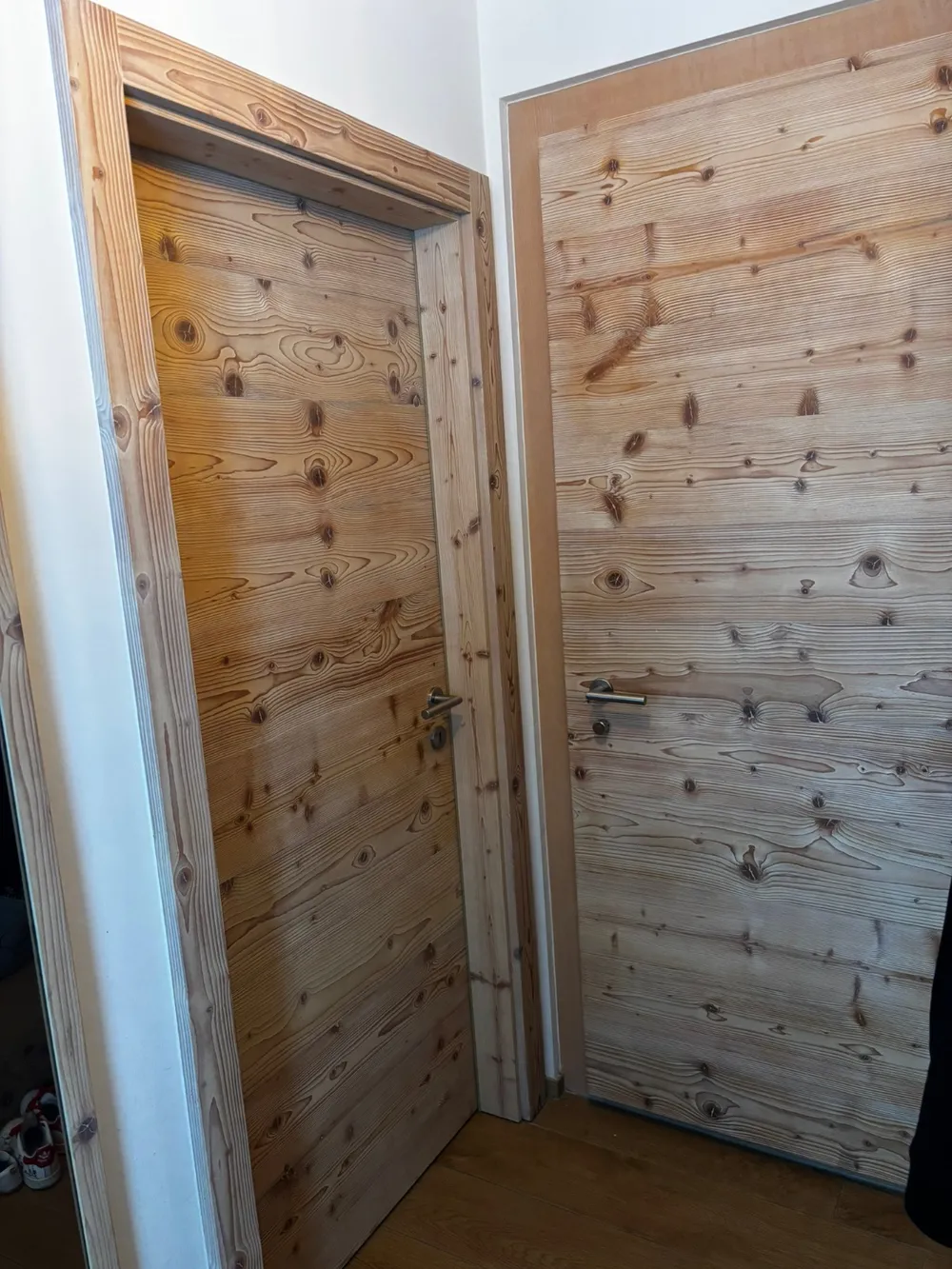 Porte de communication et armoire – photo 3